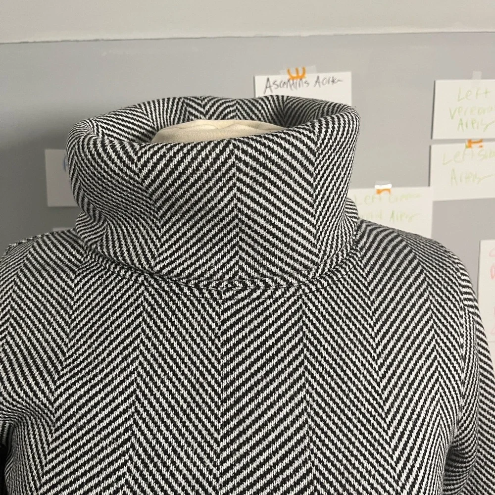J. Crew Long Sleeve Funnelneck Pullover Fleece Lined Sweater-Herringbone-Size S‎